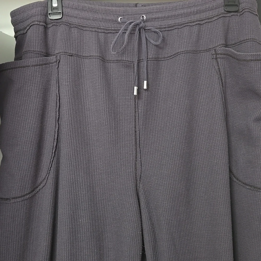 FREE PEOPLE INTIMATELY GRAY WAFFLE SET. SIZE LG & XL - Picture 3 of 7
